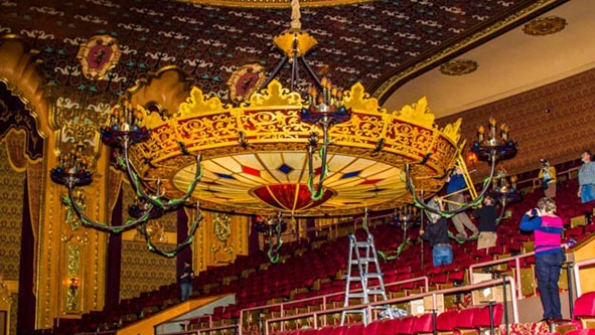 MeydaLightingchandelierStanleyCenterArts