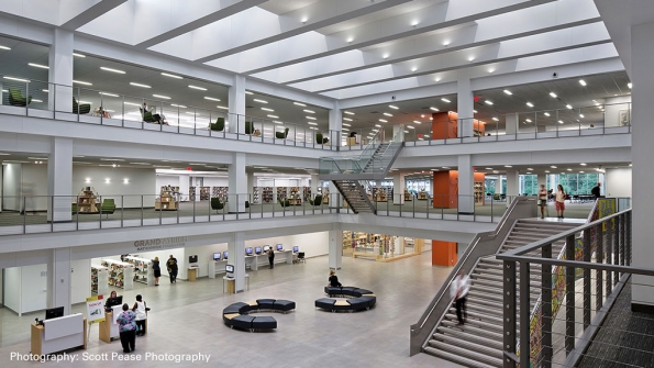 Tec Studio Inc and designer Ardra Paige Zinkon did the lighting for the Columbus Metropolitan LibraryMain Branch Columbus Ohio one of two winners in the Professional category