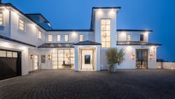 Lebron_Mansion.jpg Lebron_Mansion.jpg