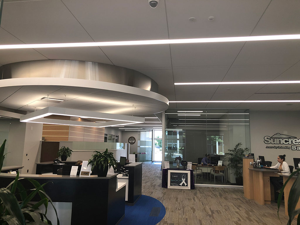 Suncrest Bank, Visalia, CA