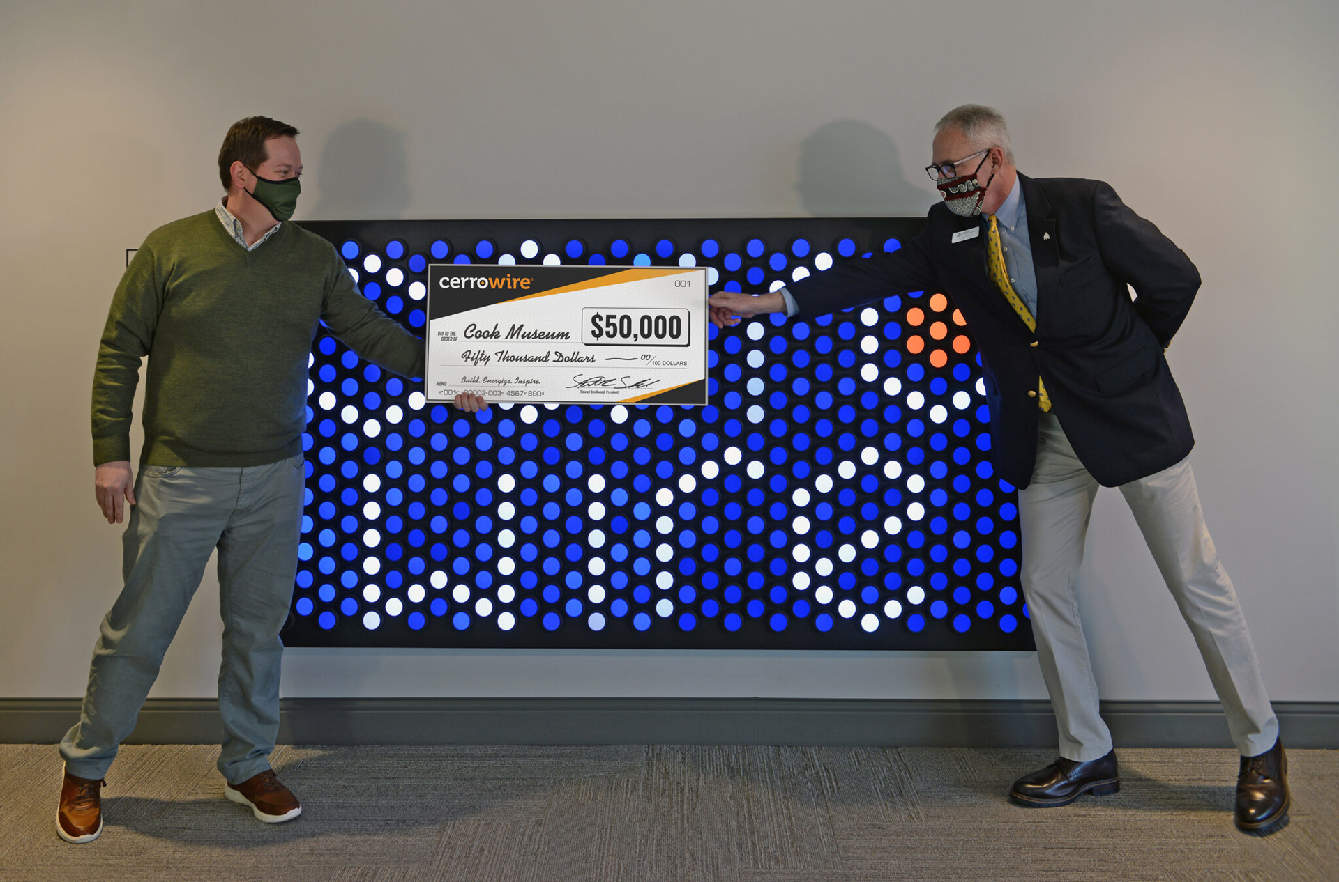 Cerrowire President Stewart Smallwood (on left) and Cook Museum Executive Director Scott Mayo