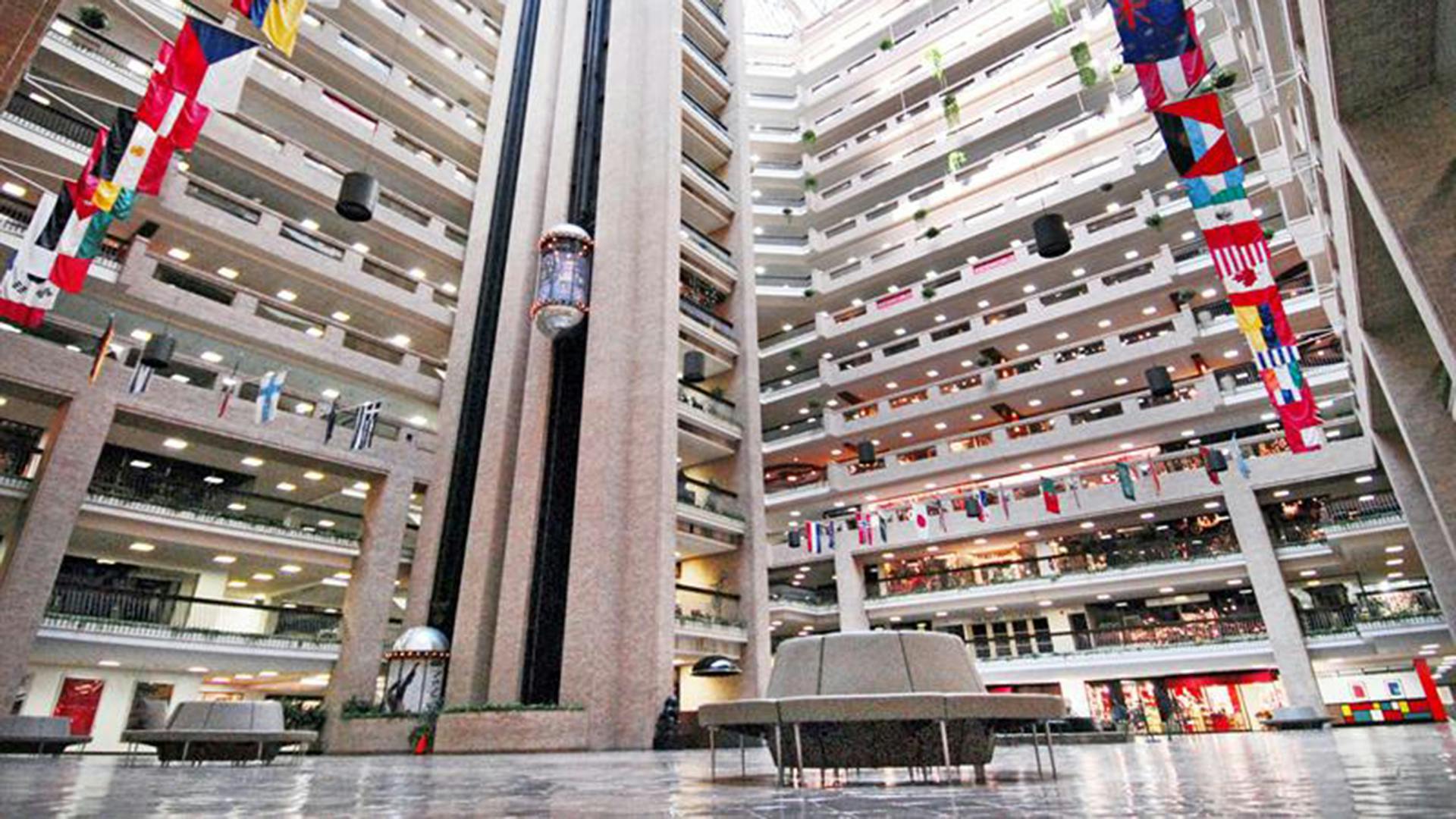 664f590f3d743334c5c8e34d Dallas Lightovation