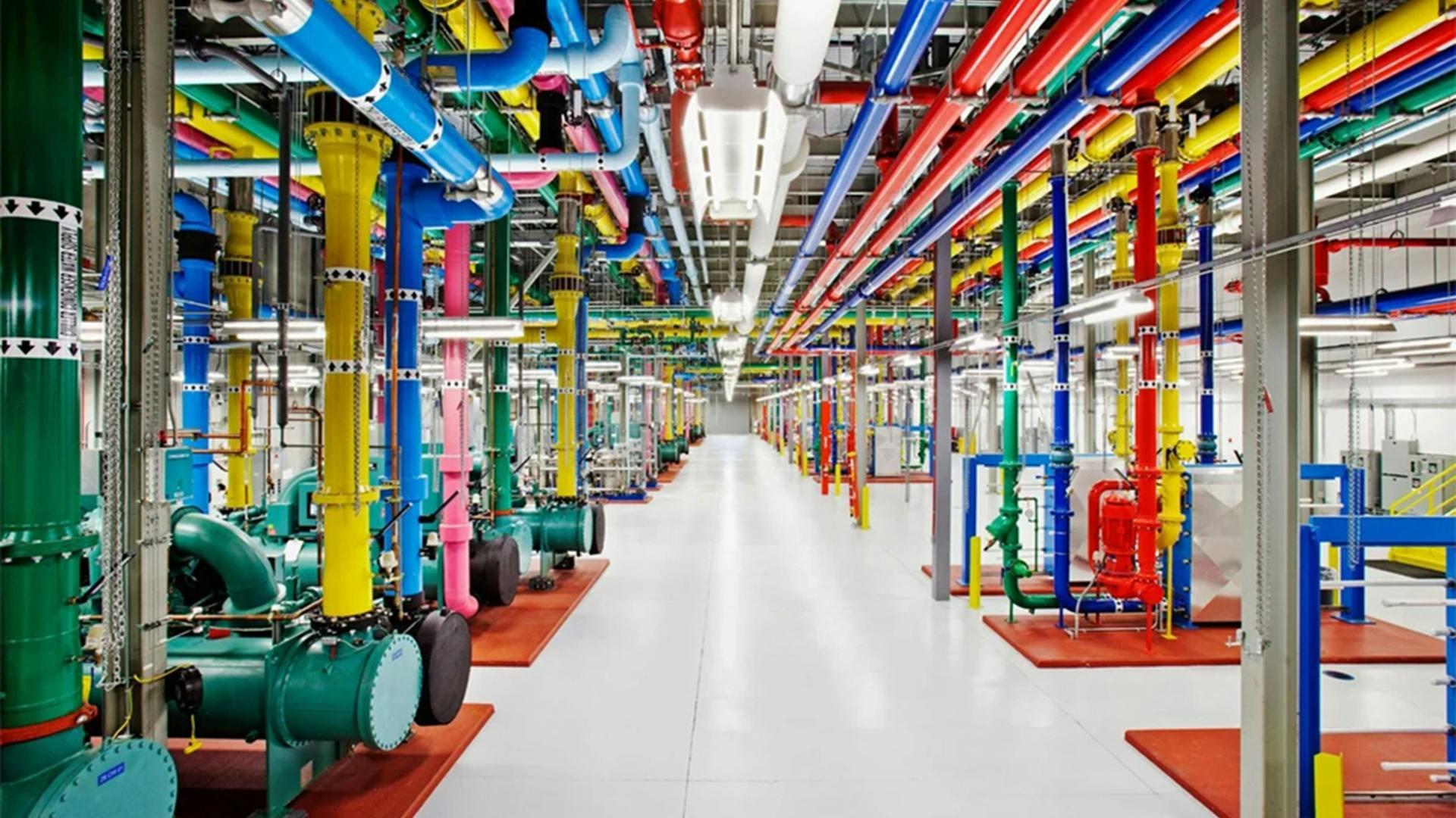 672100e4766f9c01b78fc3f1 Google Data Center 1920