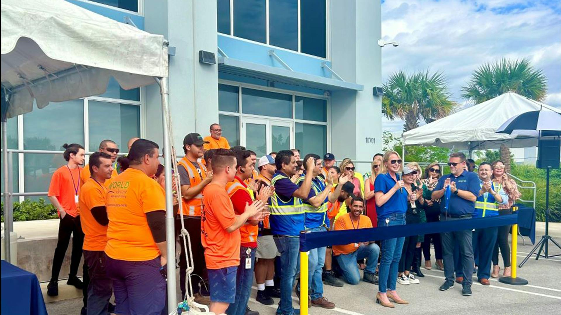 6750ced18d72817b1346ad20 Sonepar World Rdcribboncutting Tammylivers Copy