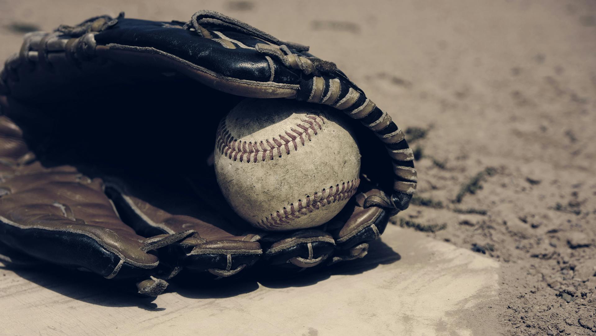 baseballdreamstime_l_116814433_copy