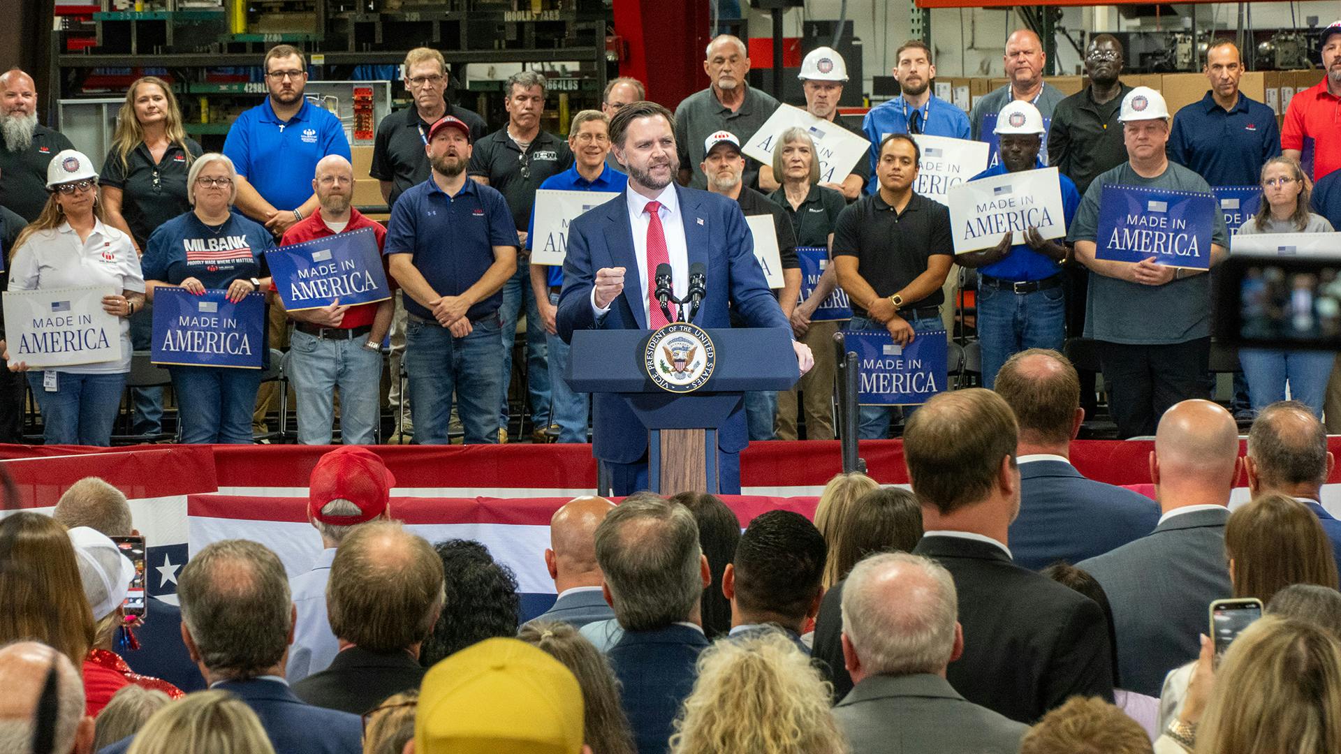 jd_vance_milbank_with_employees